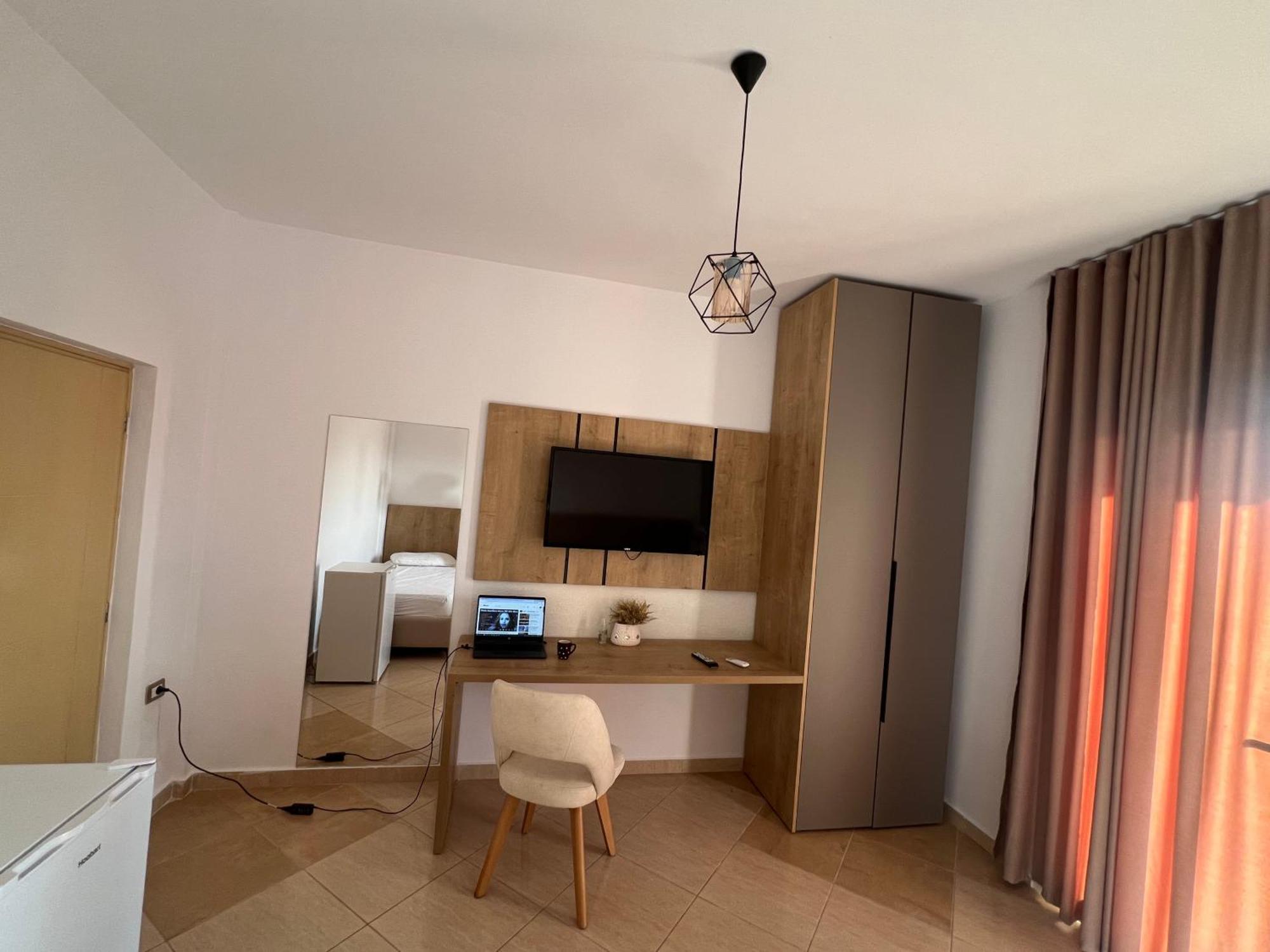 Greison Vacation House فلورا المظهر الخارجي الصورة